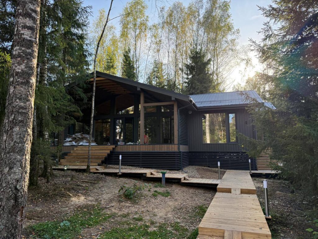 Fourooms House