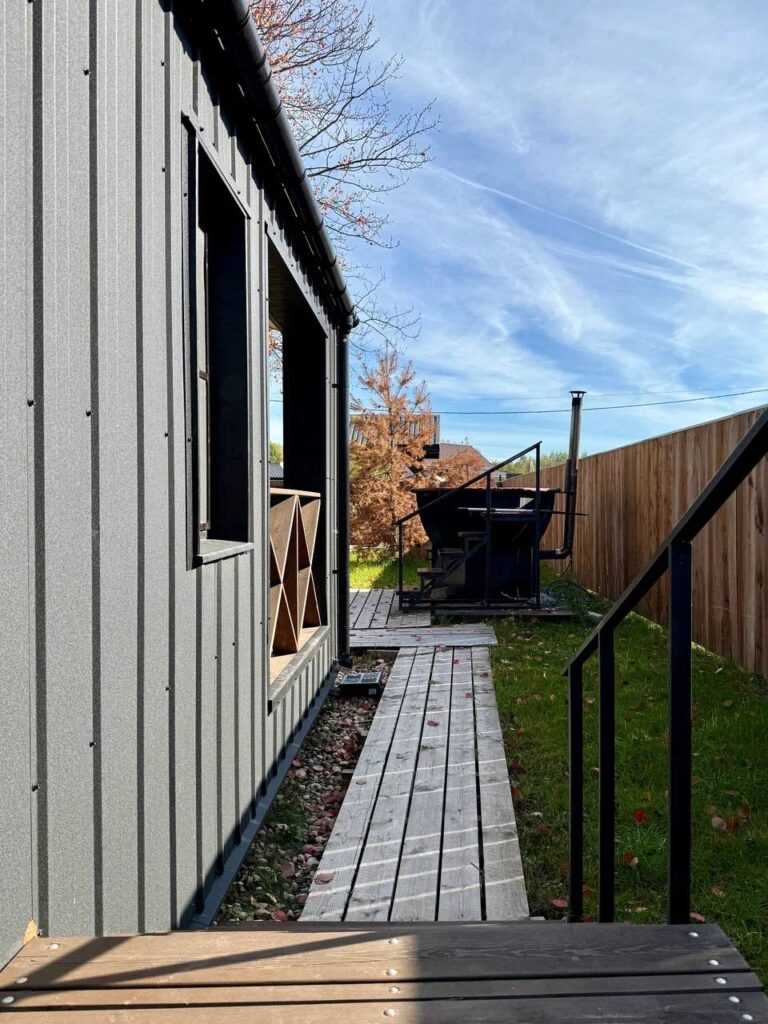 Fourooms House